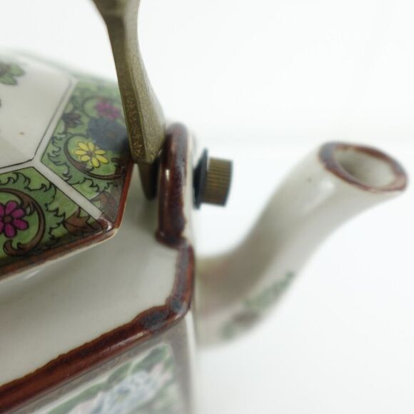Andrea by Sadek Japanese Octagon Teapot with Florals & Birds Vintage - Picture 8 of 15